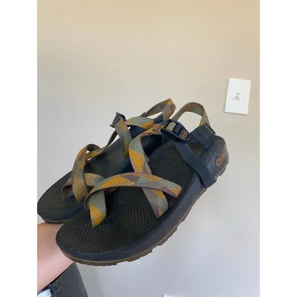 Chaco Mens Z Cloud 2 Toe Loop Sport Sandal Rambling Gold Size 9 Wide